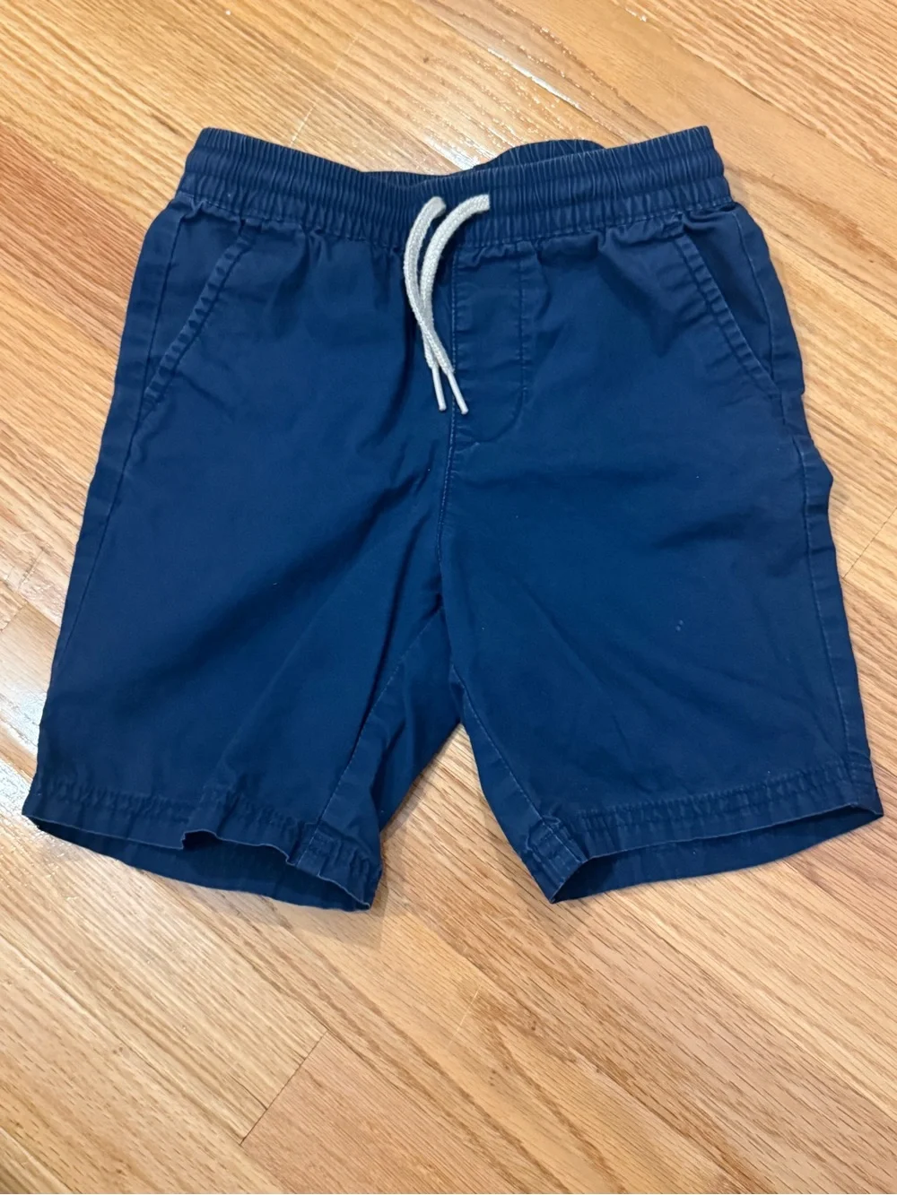Old Navy Boys 3-Pack Pull-On Shorts in Navy, Red & Charcoal
